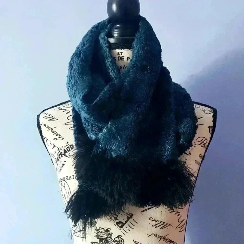 Teal Blue Green Chenille Scarf with Black Fringe NWOT - Picture 2 of 5